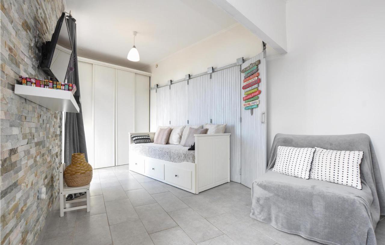 Beautiful In With Kitchen Appartement *
